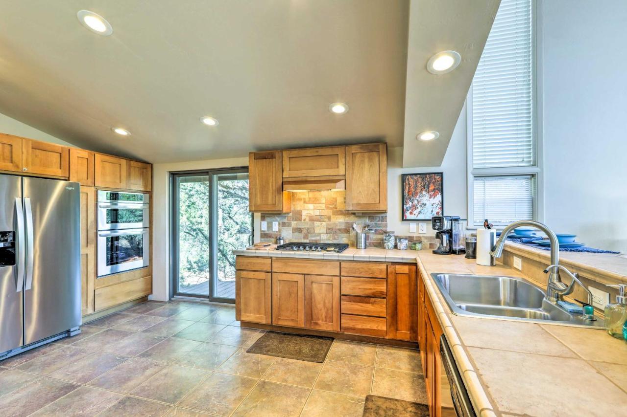 Bright Sedona Home With Deck And Mountain Views! Exterior foto